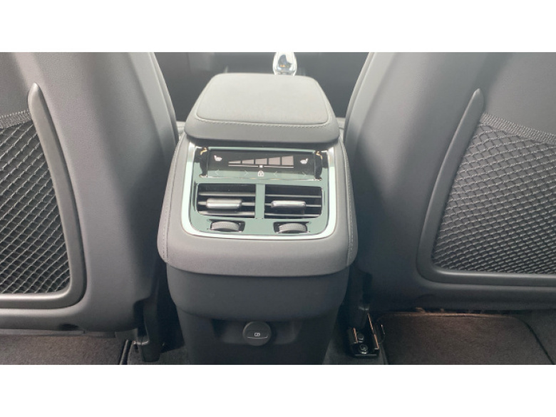 Volvo XC90 2.0 B5P Ultra Dark 5dr AWD Geartronic Petrol Estate